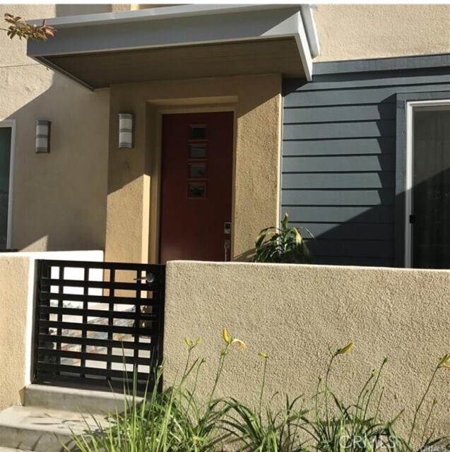 Foto del edificio - 5764 Acacia Ln