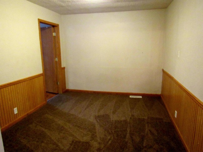 Building Photo - 835 W Colfax Ave