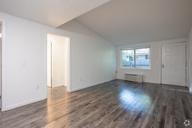 Studio, 1BA - 455SF - Living Room - Royal Glen ~ Boutique Cottage Style Living Meets Hassle Free Leasing