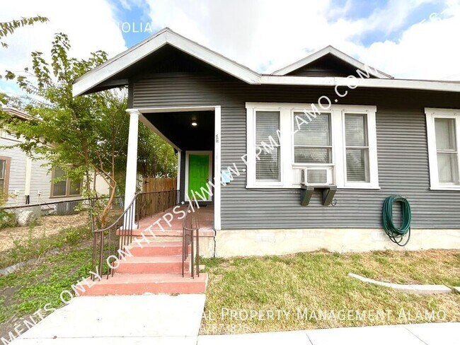 Foto del edificio - 1411 W. Magnolia-