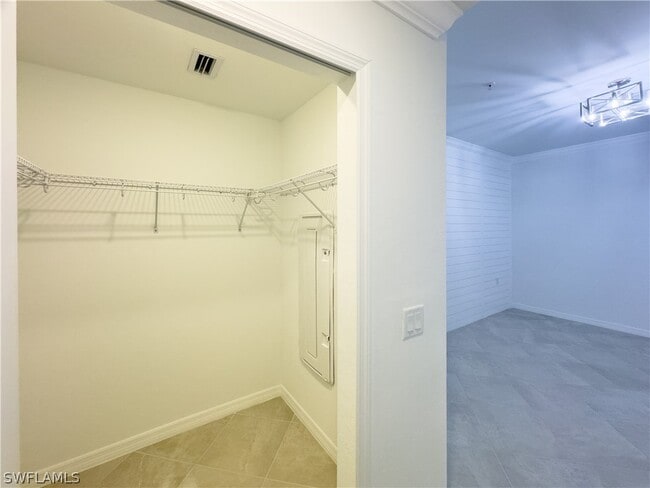 Building Photo - 5629 Double Eagle Cir