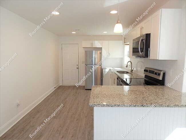 Foto del edificio - 395 Westchester Blvd NW