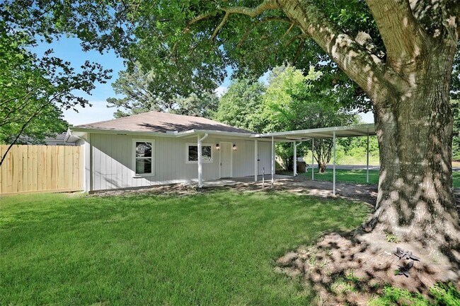 Foto del edificio - 11712 White Cedar St