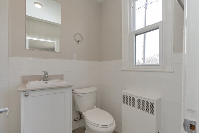 Photo du bâtiment - 133 Prospect St S