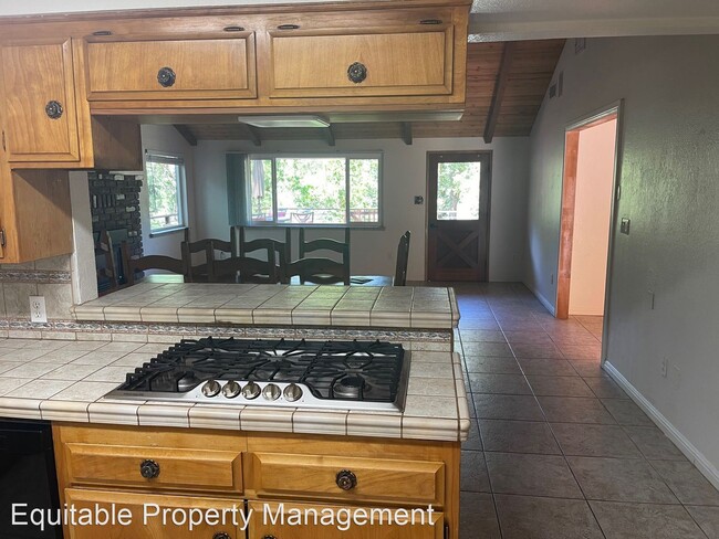 Building Photo - 4 br, 2 bath House - 16818 Tudor Lane
