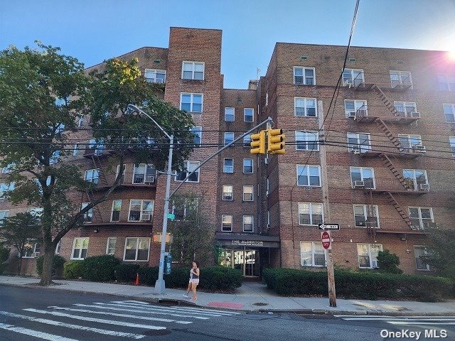 74-45 Yellowstone Blvd Unit 3D, Queens, NY 11374 - Room for Rent in ...