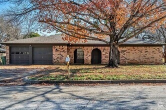 Building Photo - 6404 Simmons Rd