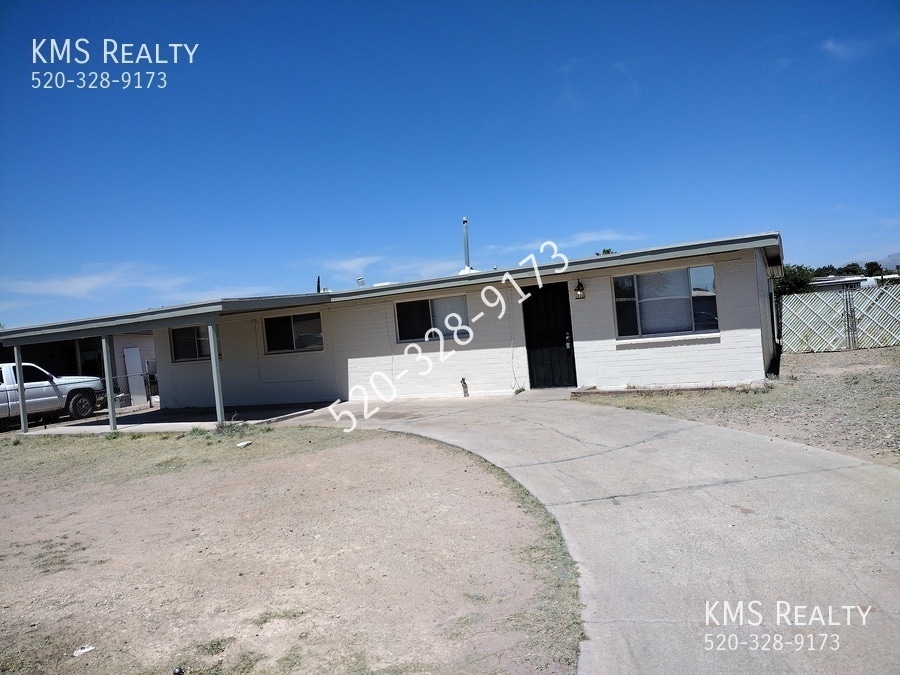 Primary Photo - 4 Bedroom 2 Bath- 1711 E Canada Street- OW...