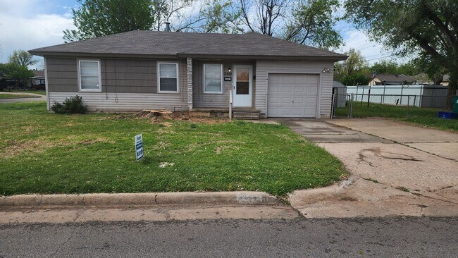 Photo - Totally Remodeled 2 Bed 1 Bath SW OKC!  $8... House