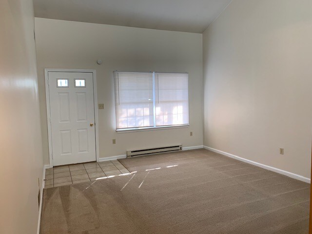 Building Photo - 135 Partridge Cir