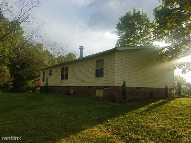 Building Photo - 3 br, 2 bath House - 149 Riverfield Dr