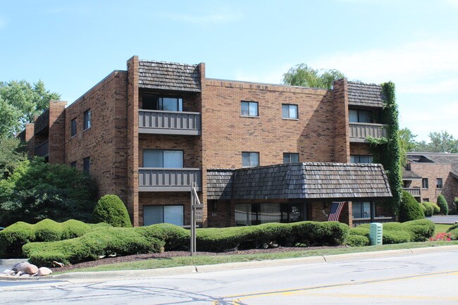 Foto del edificio - 1 S Spring Rd