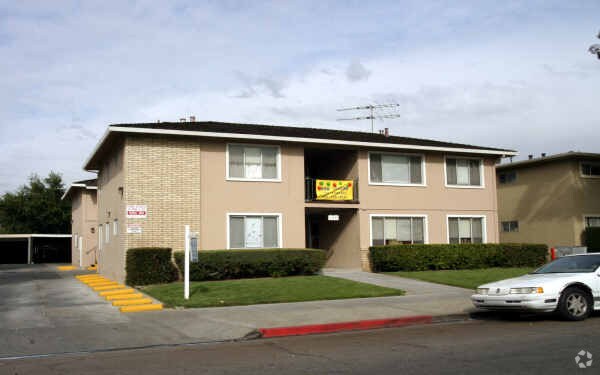 Building Photo - 3201 Cadillac Dr