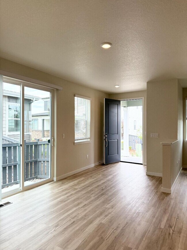 Foto del edificio - 14109 Deertrack Ln