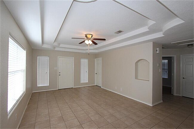 Foto del edificio - 18730 Driftwood Springs Dr