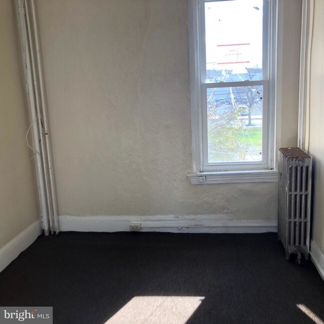 Foto del edificio - 320 Pine St