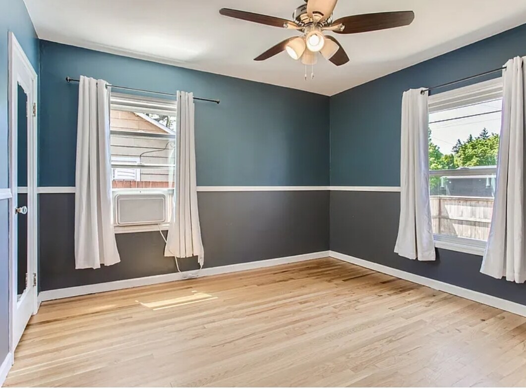 Foto principal - 7330 N Jordan Ave