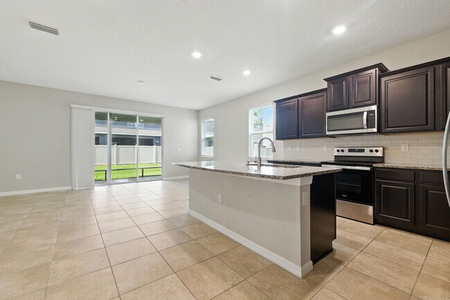 Building Photo - 6528 Serenity Fall Ln