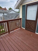 Building Photo - 20 Wing St