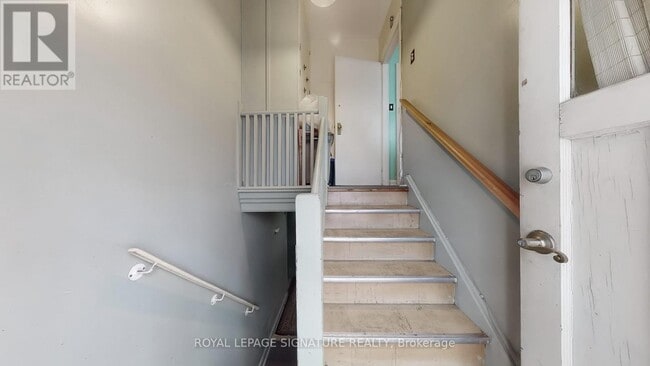 Building Photo - 174 Caribou Rd