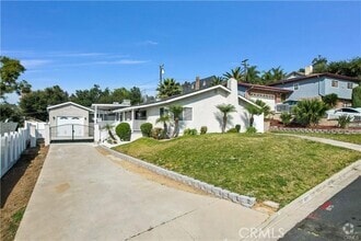 Building Photo - 1547 McLeod Pl