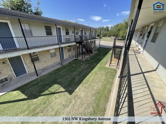 Foto del edificio - 1502 NW Kingsbury Ave