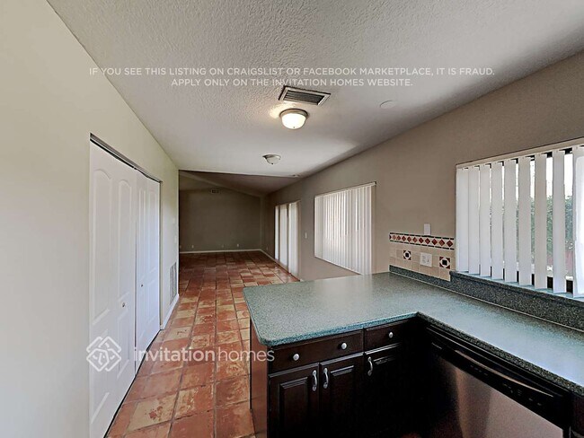 Foto del edificio - 10226 SW 49th Pl