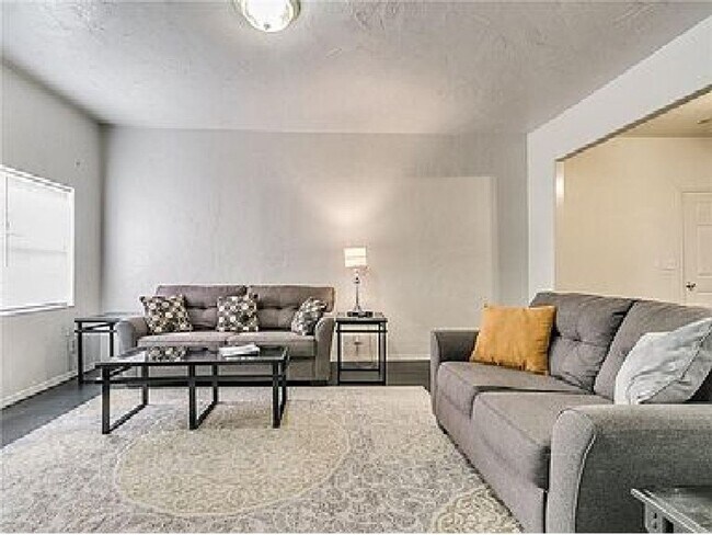 Building Photo - Cute Modern Concept 2 Bedroom!