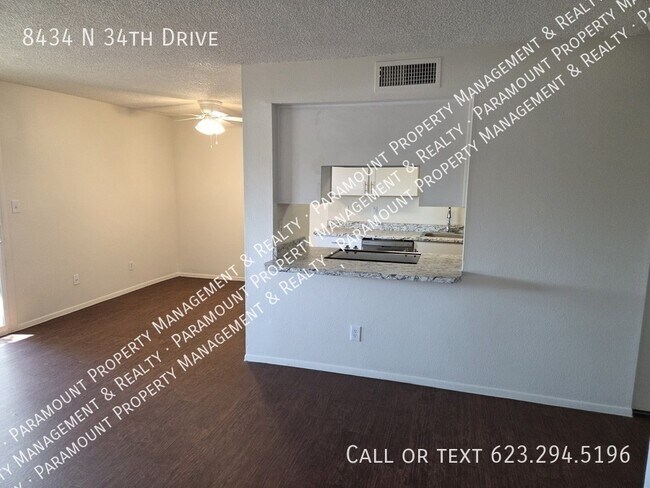 Foto del edificio - 8434 N 34th Dr