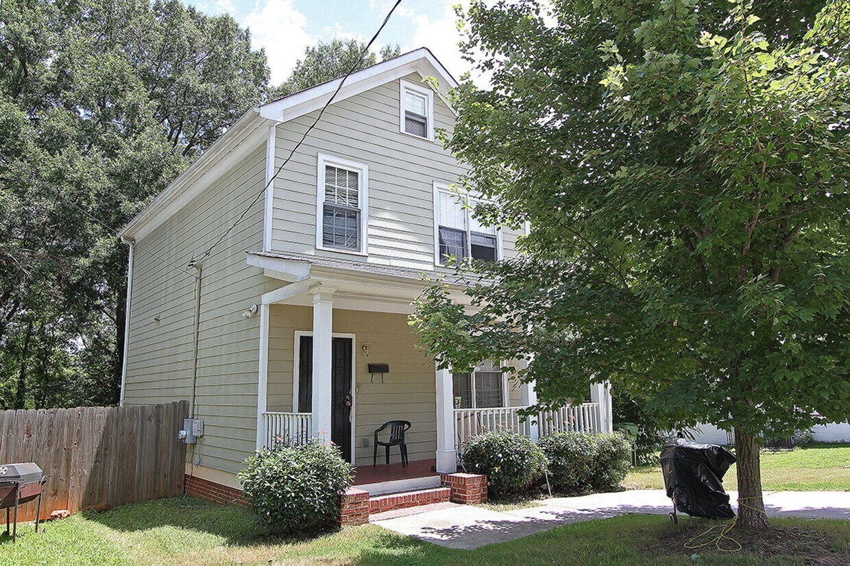 Primary Photo - South West Atlanta 30310 - 3 bedroom, 2.5 ...