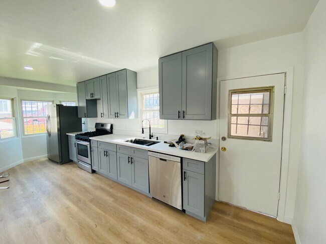 Foto del edificio - 2 Bedroom Home in San Diego