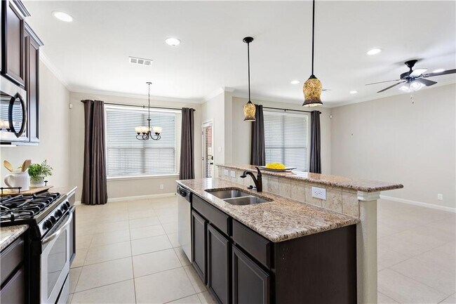 Foto del edificio - 14001 Avery Ranch Blvd