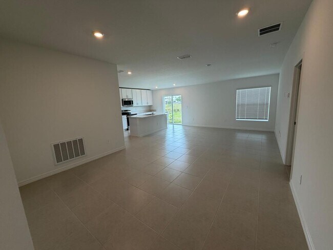 Foto del edificio - 2155 Lone Oak Ln