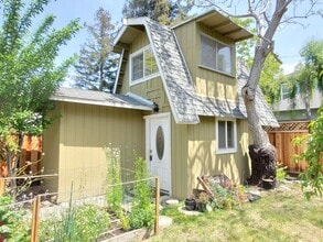 Building Photo - 273 Mountain View Ave