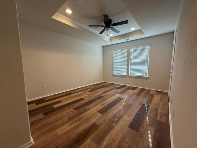 Building Photo - 2601 Chandler Creek Blvd