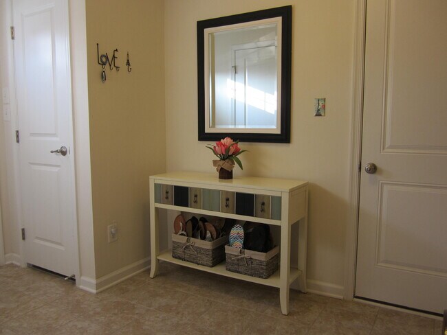 Foto del edificio - 987 Brechin Lane