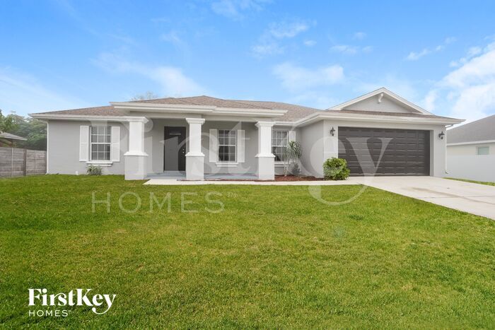 Foto principal - 629 NE Juanita Ct