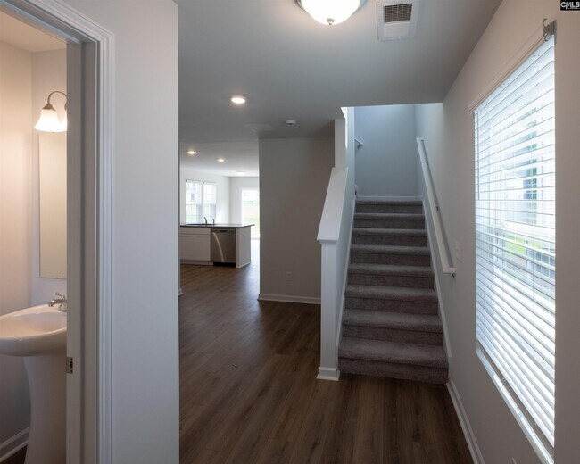 Building Photo - 312 Braemar Dr