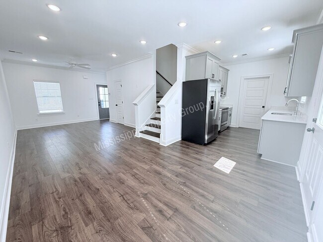 Foto del edificio - 4BR/4.5BA For Rent