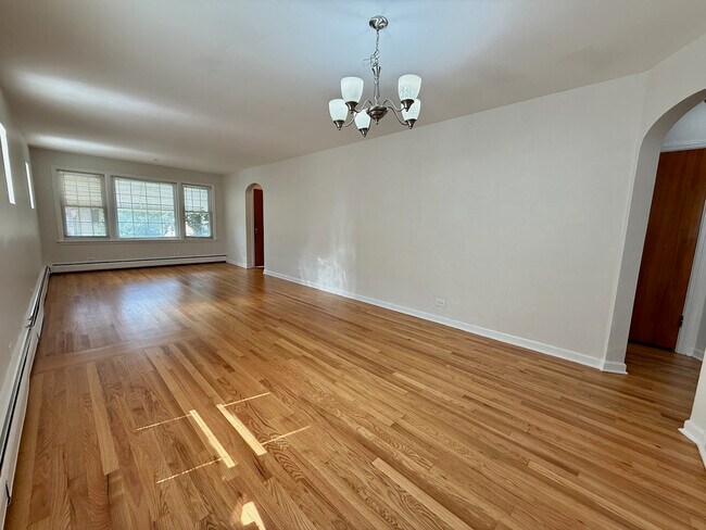 Foto del edificio - 6147 N Meade Ave