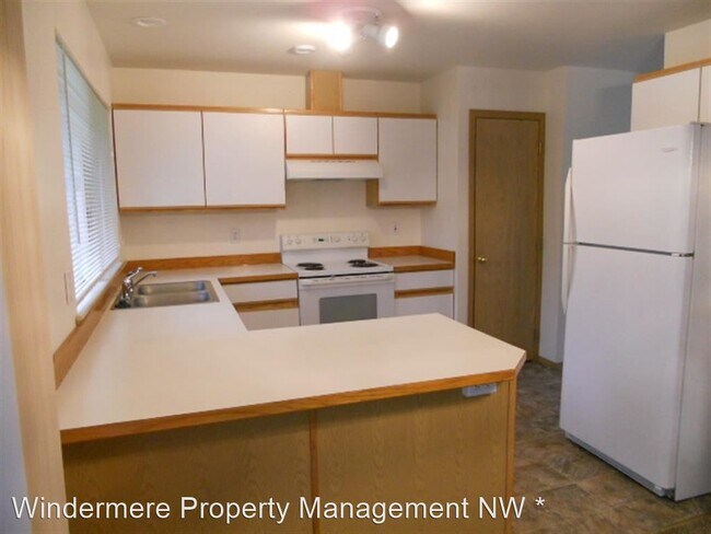Foto del edificio - 3 br, 2 bath House - 5711 10th Dr. W