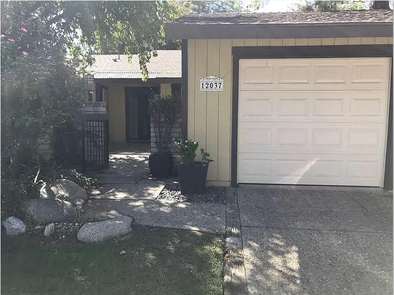 Primary Photo - 12037 Davis Cup Dr
