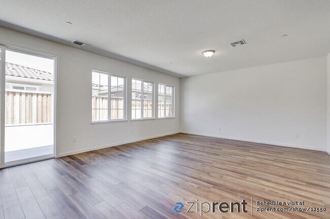 Building Photo - 513 Vanek Dr