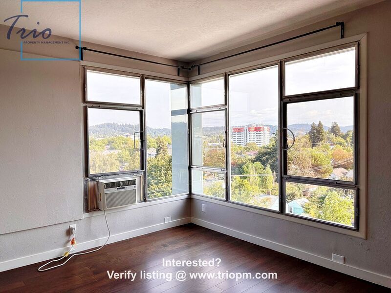 Photo - 1313 Lincoln St