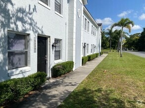 Building Photo - 5230 Davisson Ave