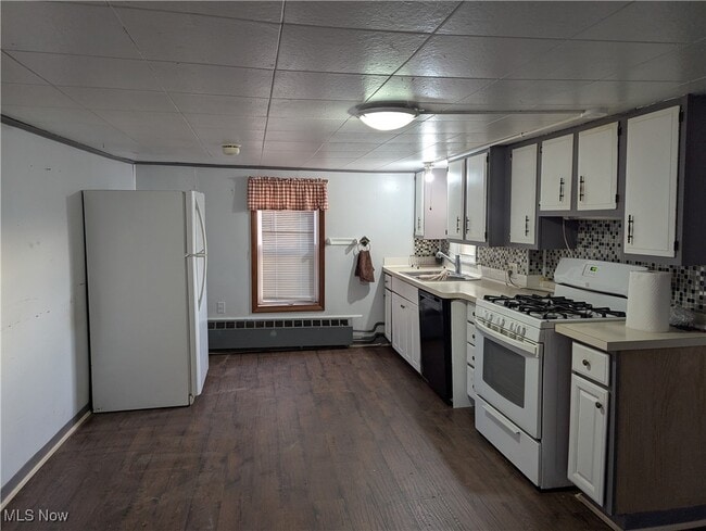 Foto del edificio - 15401 Madison Rd