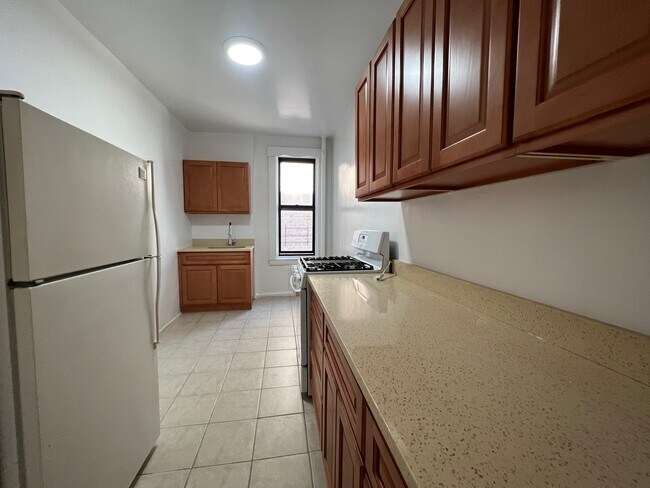 Foto del edificio - 28-23 42nd St