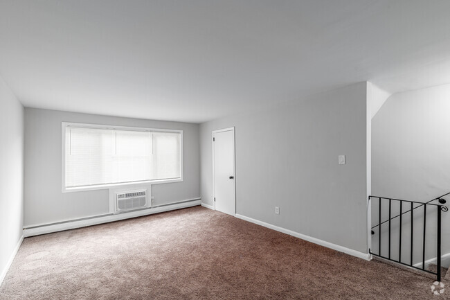 2 BR, 1 BA - 650SF - Living Room - Ridley Mews Apartments