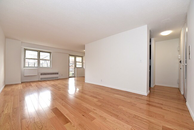 Building Photo - 4750 59th St