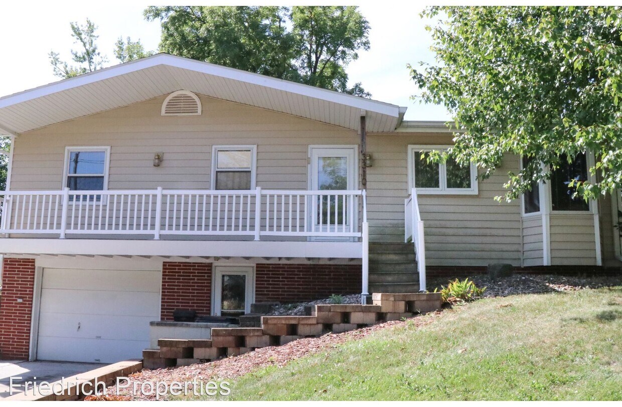 Primary Photo - 4 br, 2 bath House - 3310 Tripp St.